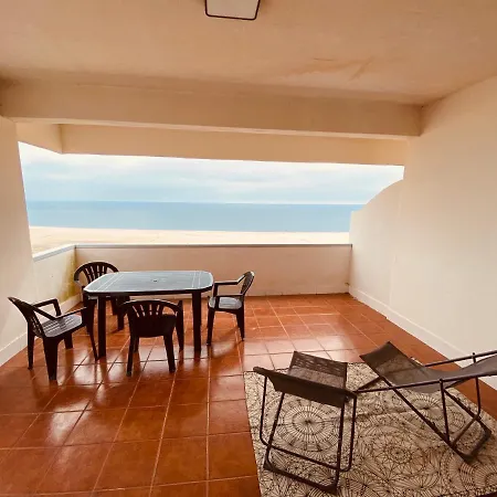 Apartamento T3 Com Varanda E Vista O Mar