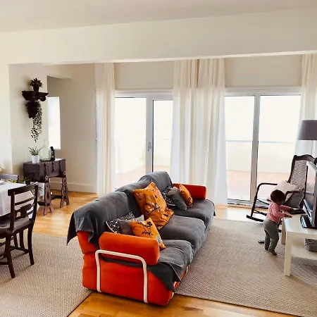 Apartamento T3 Com Varanda E Vista O Mar Apartment