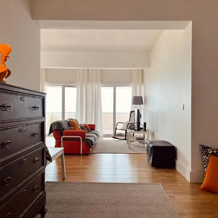 Apartamento T3 Com Varanda E Vista O Mar Apartment